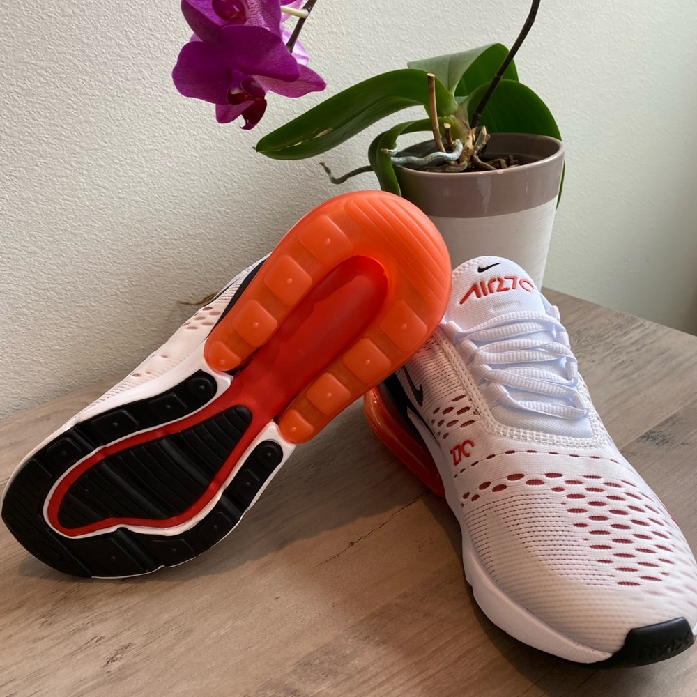 Nike Air Max 270 Women's Athletic Shoes